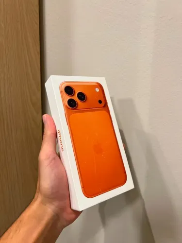 Novo - iPhone 17 Pro Max 256 GB Laranja - Retirada Loja Savassi Shopping