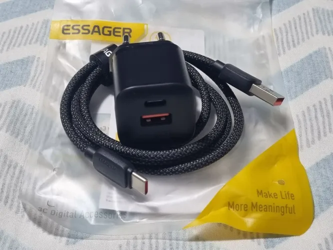 Carregador Rápido Essager + Cabo USB-C de 1 metro