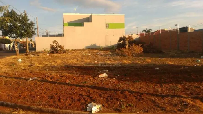 Venda de Terreno / Residencial na cidade de Araraquara