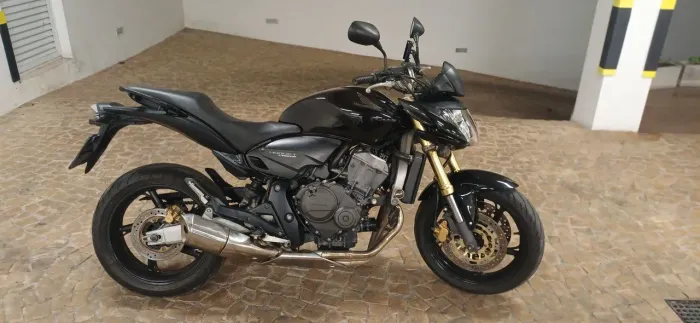 HORNET 2008 R$ 33.000, IPVA pago, sem multas, sem leilão e sinistro