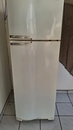 Geladeira Continental - R$ 550