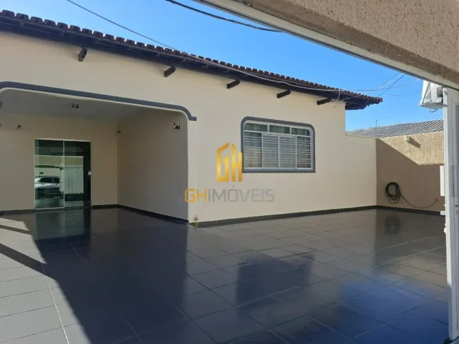 Casa excelente na Vila Isaura, com 380 m², 3 Quartos c/ 1 suíte