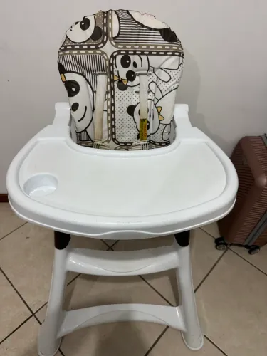 Cadeira de alimentação