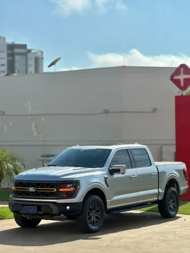 Ford F-150 Tremor 4X4 5.0 V8 2025
