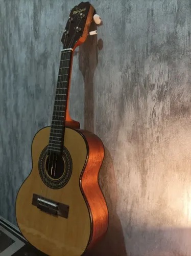 Cavaquinho Rozini