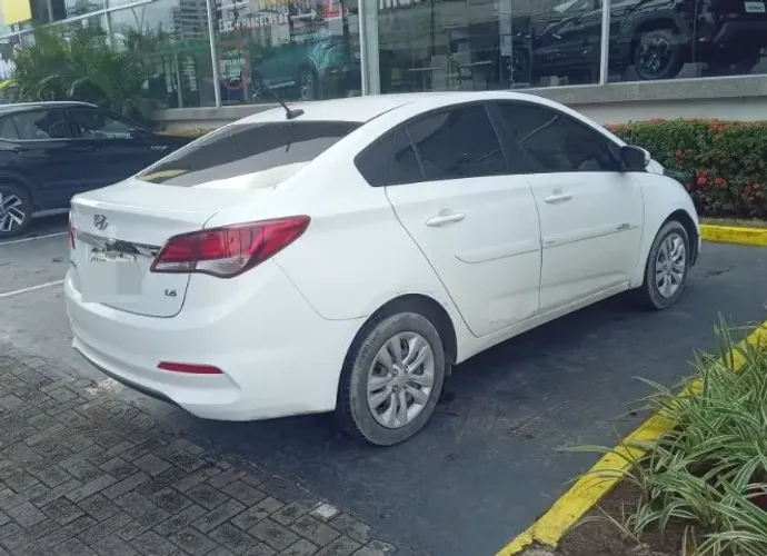 Hyundai HB20S C.plus/c.style 1.6 Flex 16V Mec.4p 2019