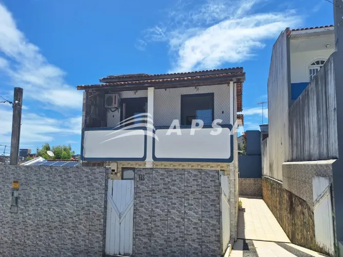 BOA OPORTUNIDADE EM LAURO DE FREITAS CONDOMÍNIO RECANTO DAS MANGUEIRAS CASA COM 220 M² SOL