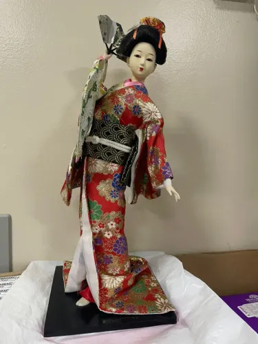 Vendo boneca oriental japonesa gueixa 40cm