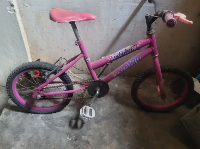 Bicicleta pequena para criança de 3 a 5 anos