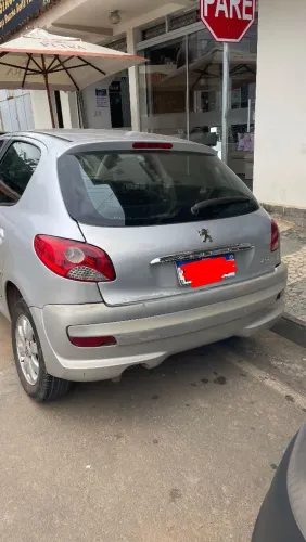 Peugeot 207 XR Sport 1.4 Flex 8V 5P 2012