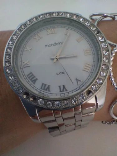 Relógio feminino Mondaine prata 