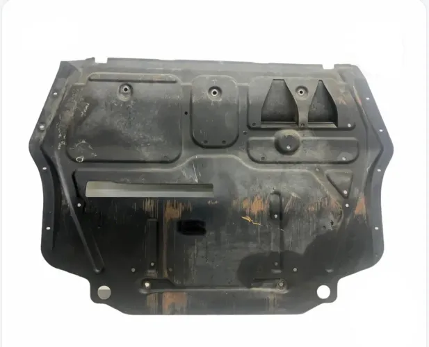 Peito de aço Audi A3