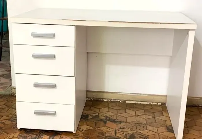 MESA DE ESCRITÓRIO USADA