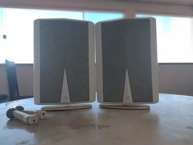 Acoustic Research AR the EDGE PRO caixas de som 
