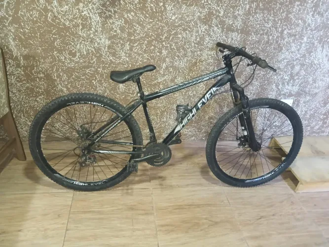 Bike semi nova