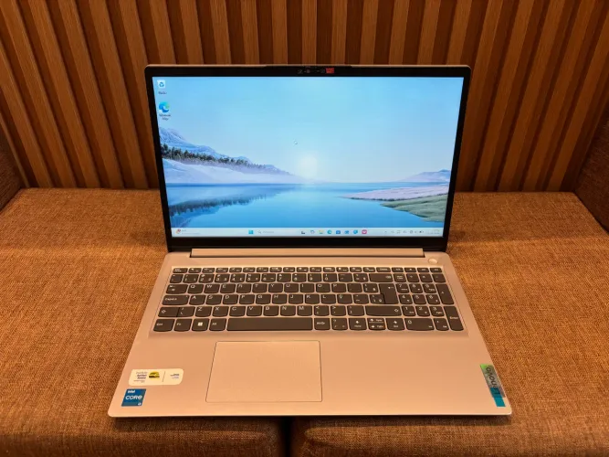 Notebook Lenovo NOVÍSSIMO core I3