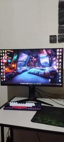 AOC Hero 27" - Monitor Gamer, 144Hz