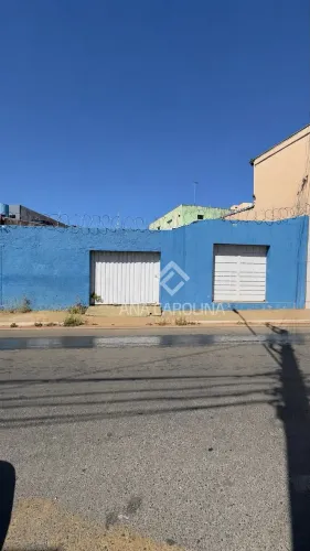 Ponto Comercial à Venda no Bairro Roxo Verde