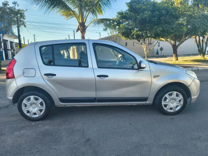 Renault Sandero Expression Hi-flex 1.6 8V 5P 2011