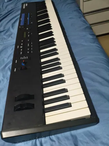 Piano digital Kurzweil sp76 II