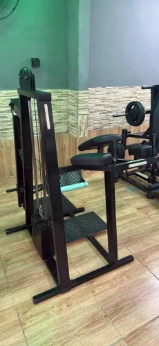 Aparelhos de musculacao