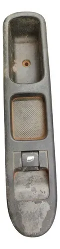 Moldura Vidro Dianteiro Direito Peugeot 307 2002 Á 2012
