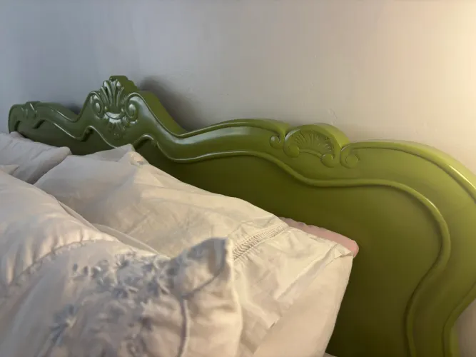 cama casal quem madeira maciça luís xv 