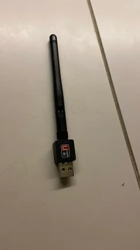 Adaptador USB Wi-Fi com Antena - Melhor Sinal 