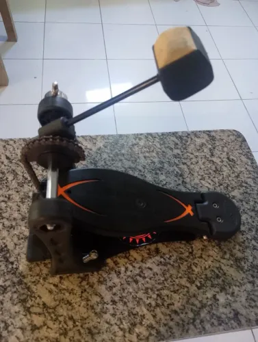 Pedal de bumbo rmv