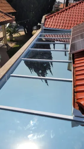 Cobertura de Vidro Fixa e Retrátil | Orçamento Gratuito ?