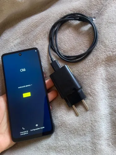 Moto G24 com carregador