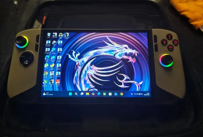Portatil pc msi claw 8 ai+