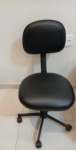 VENDO CADEIRAS PARA ESCRITÓRIO 