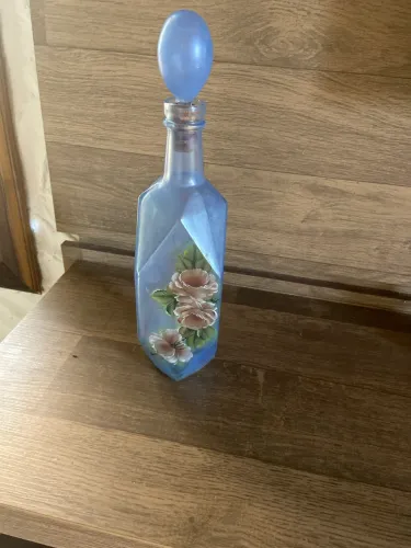 Garrafa de vidro pintada a mão 