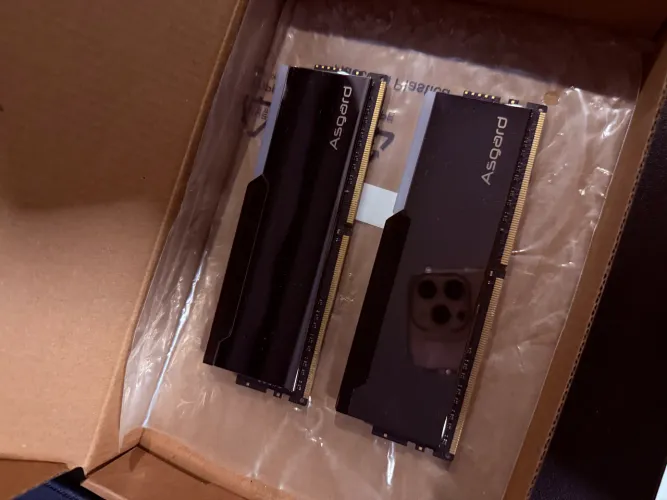 Memória RAM ASGARD RGB - 16GB (2x8GB) DDR4 3600MHz CL16