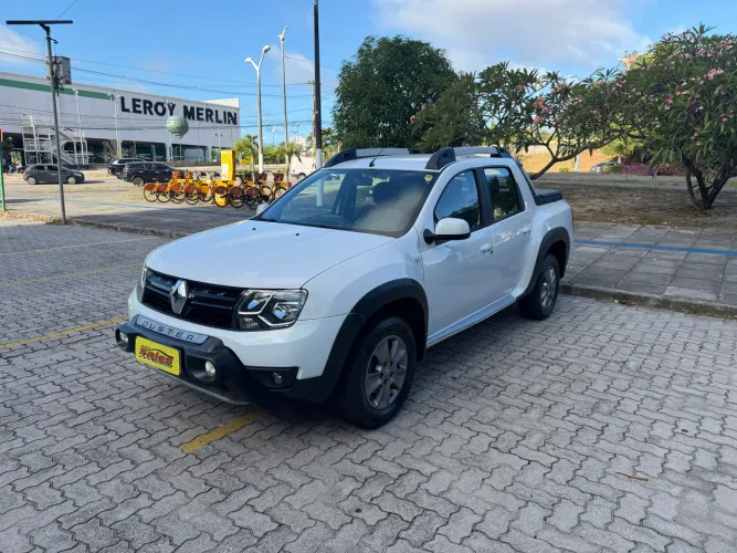 Renault Duster Oroch Dyna. 2.0 Hi-flex 16V Aut. 2017