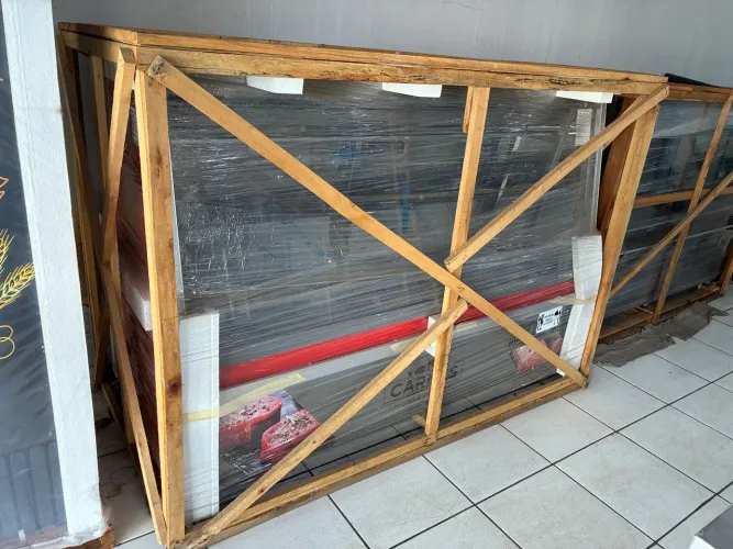 Balcão GELOPAR 2 metros gancheira