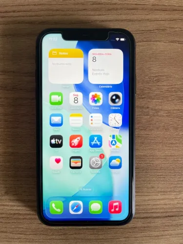 iPhone 11 64GB Preto - Ótimo Estado de Conservação