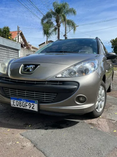 Peugeot 207 SW XR Sport 1.4 Flex 8V 5P 2011