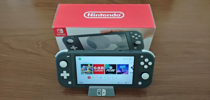 Nintendo Switch lite desbloqueado 256GB Excelente estado + Acessórios 