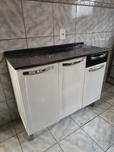 Balcão de cozinha em metal 