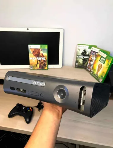XBOX 360 FAT TUNADO RGH 30 jogos 