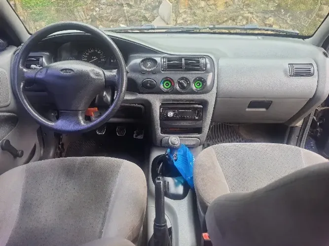 Ford Escort GLX 1.8i 16V 4P 1998