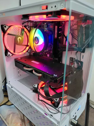 PC gamer i3 9100f full processamento, 16gb ram, ssd 480gb, placa de vídeo rx580 8gb.