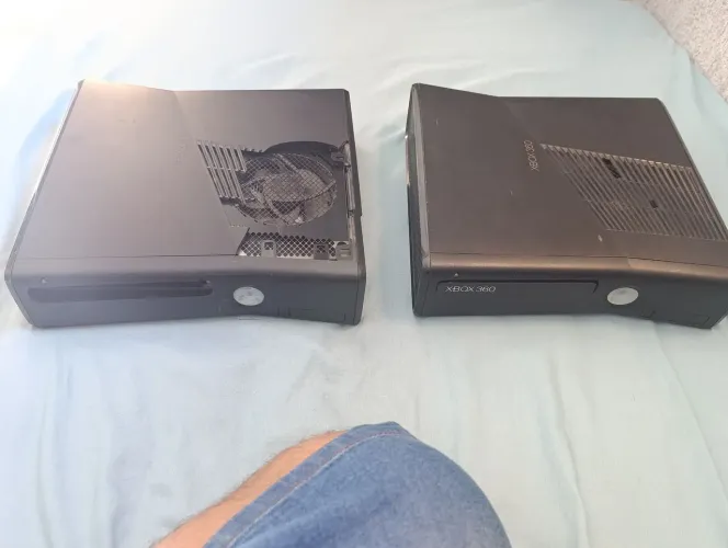Lote 2 Xbox 360 Com Defeito