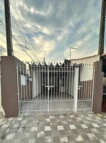 NS- ? Casa dos Sonhos em Carapicuíba - Vila Dirce Espera por Você!