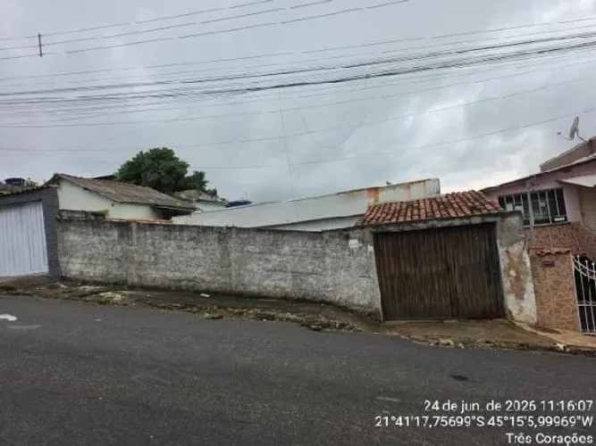 Imóvel com ótimo padrão Casa no Rio do Peixe, Tres Coracoes - MG, Nº 31, 3 quartos, 240m²