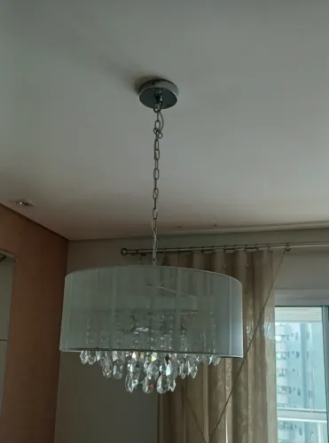 Lustre de cristais médio