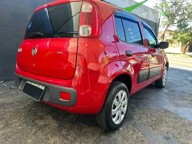 Fiat Uno Vivace Celeb. 1.0 EVO F.flex 8V 5P 2013