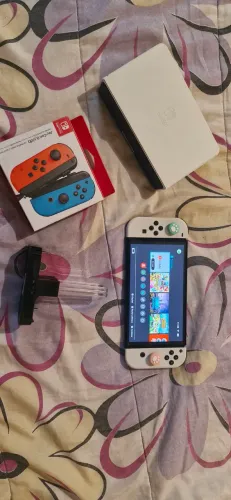 NINTENDO SWITCH OLED BRANCO DESBLOQUEADO + ACESSÓRIOS